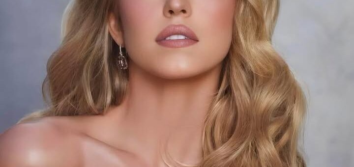 Sydney Sweeney: Hollywood’s Rising Star